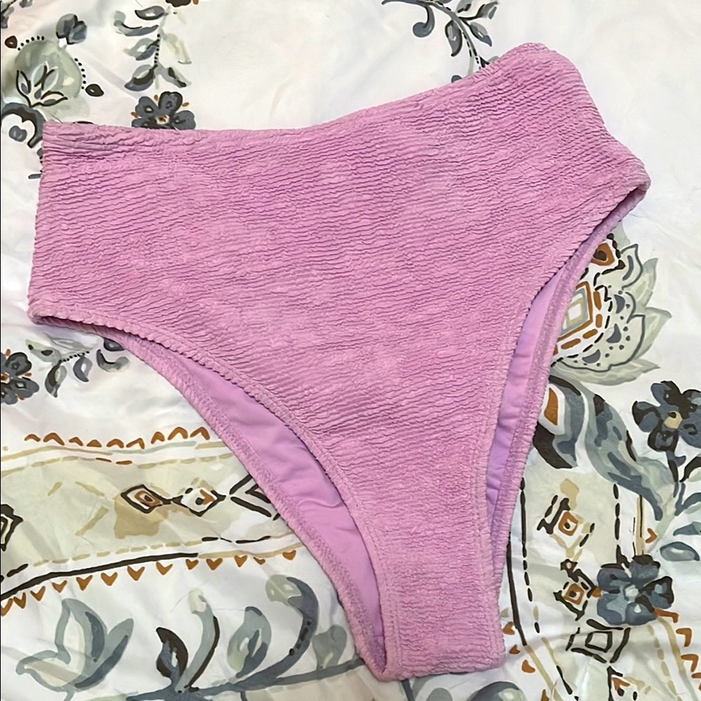 Forever 21 Lilac Textured Bikini Bottoms; S